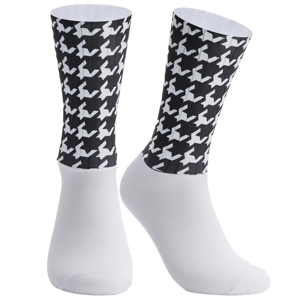 TriiRun Seamless Pro Socks β High-Tech Compression Socks for Cycling & Running