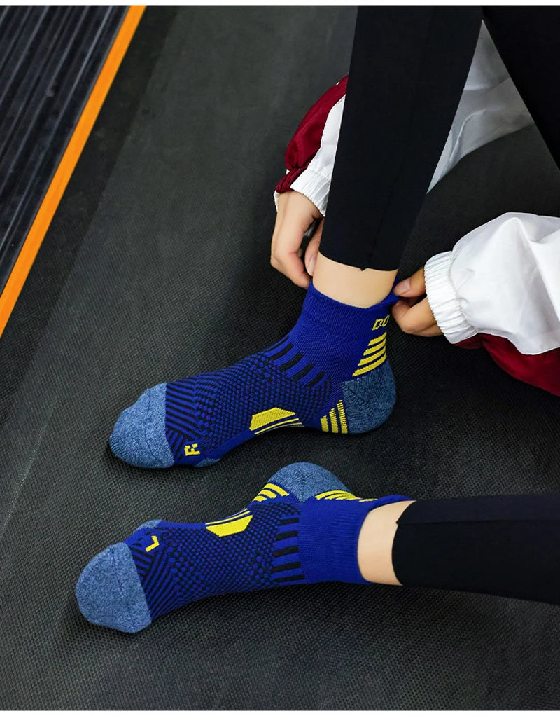 StridePro Run Socks - Run Socks – ultra-light, breathable, and durable running socks, designed for runners, marathoners, and triathletes - 5 Pairs Marathon Running Sock