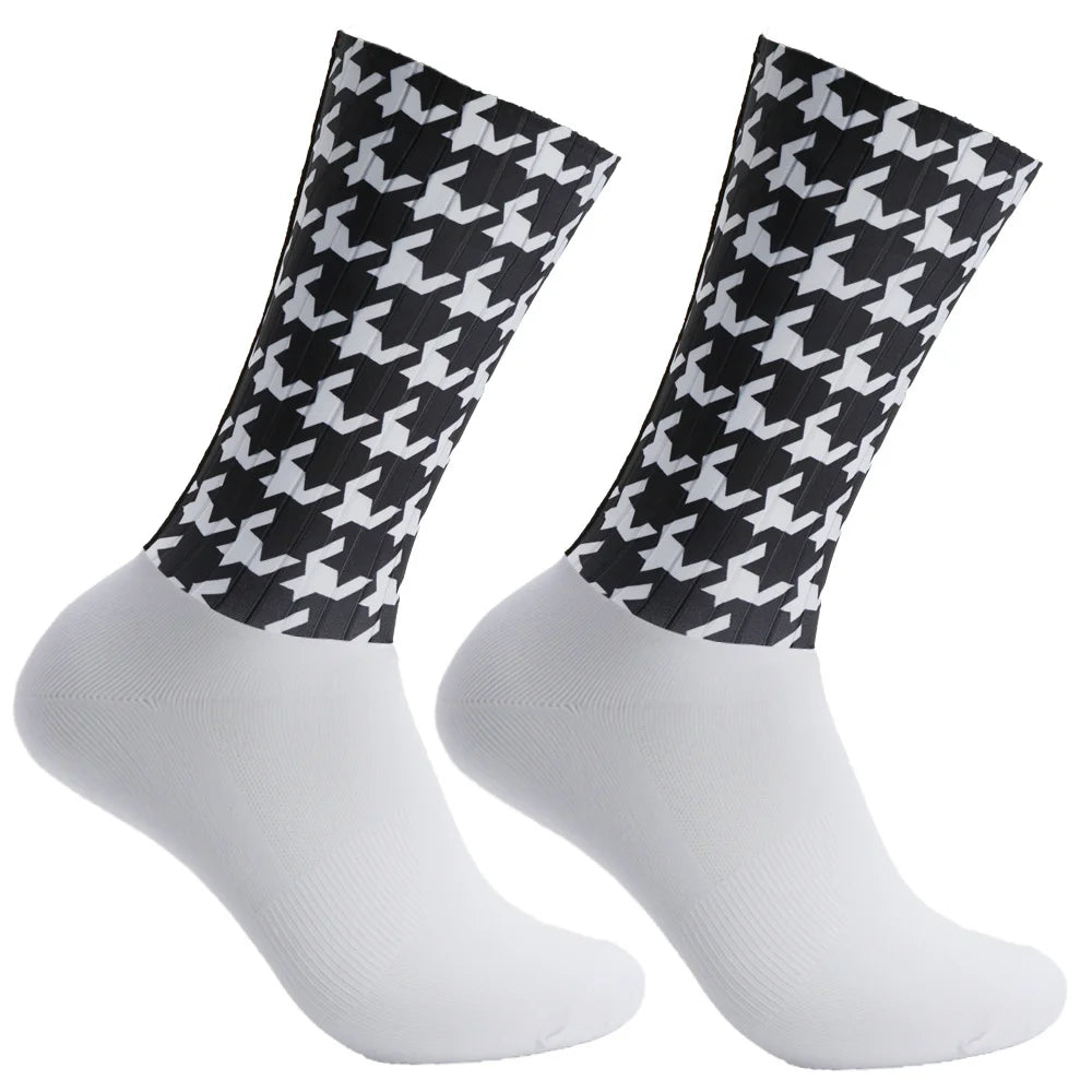 TriiRun Seamless Pro Socks – High-Tech Compression Socks for Cycling & Running