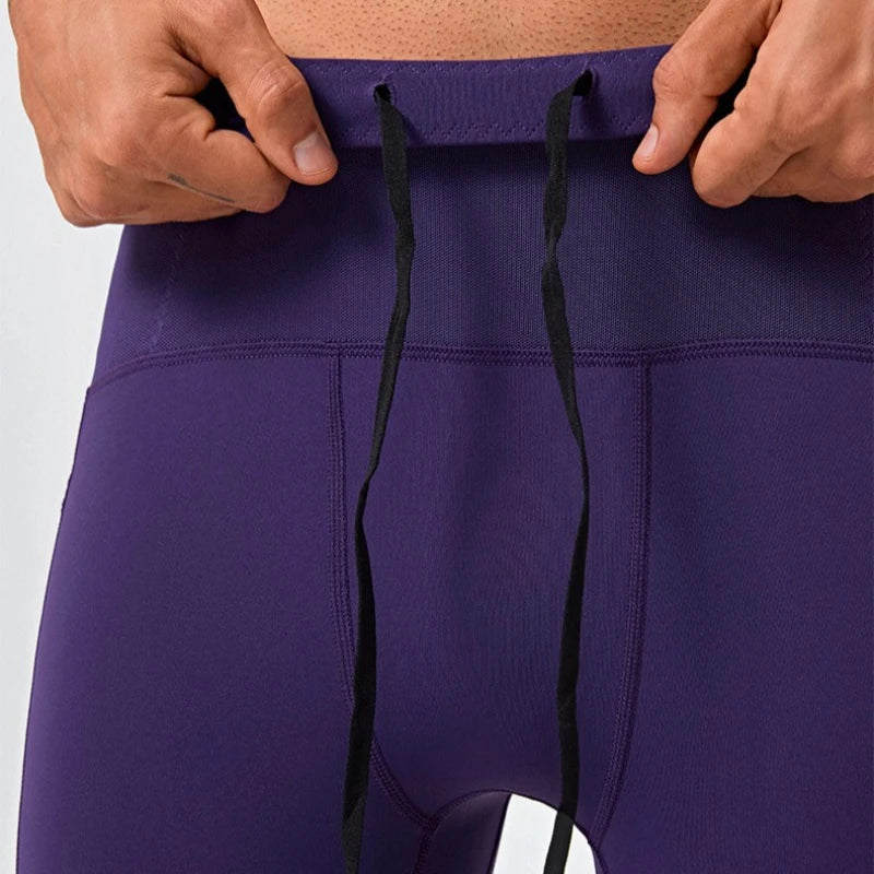TriiRun AeroTight – Men’s Compression Running Shorts with Multi Pockets & Quick-Dry Fabric